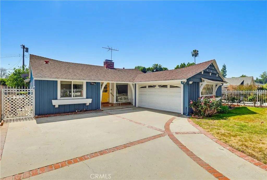 13036 Magnolia, Sherman Oaks, CA 91423