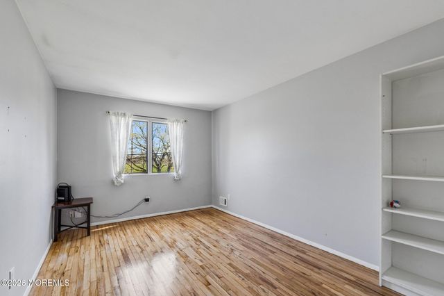 1 Flintlock Road, Freehold, NJ 07728