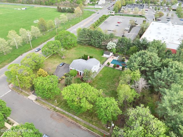 1 Flintlock Road, Freehold, NJ 07728