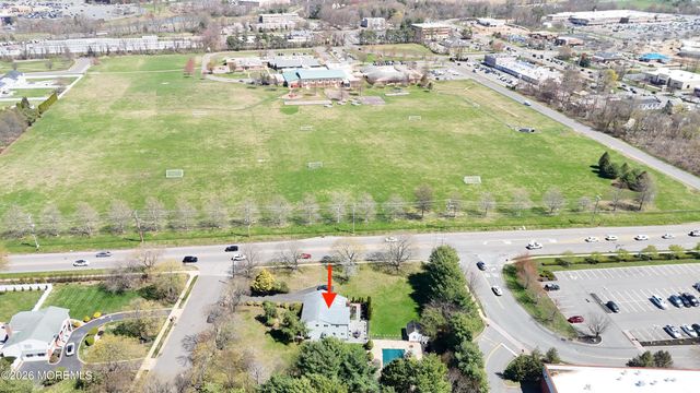 1 Flintlock Road, Freehold, NJ 07728