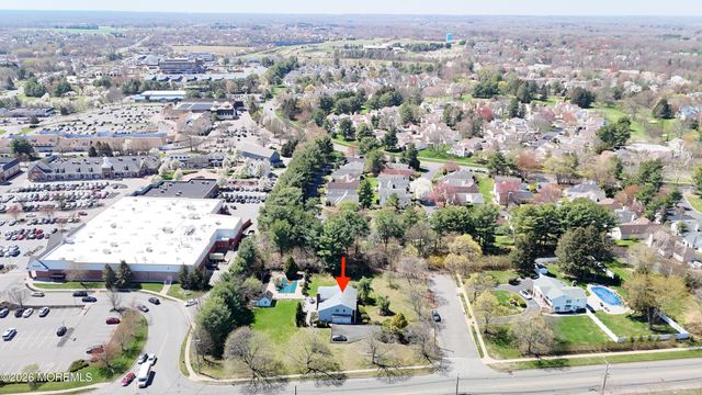 1 Flintlock Road, Freehold, NJ 07728