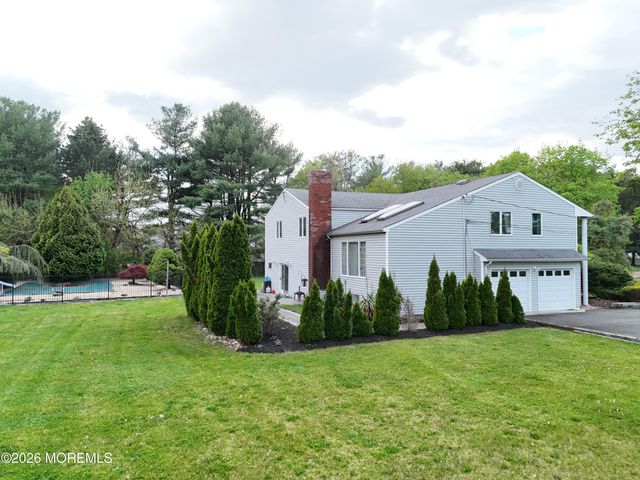 1 Flintlock Road, Freehold, NJ 07728