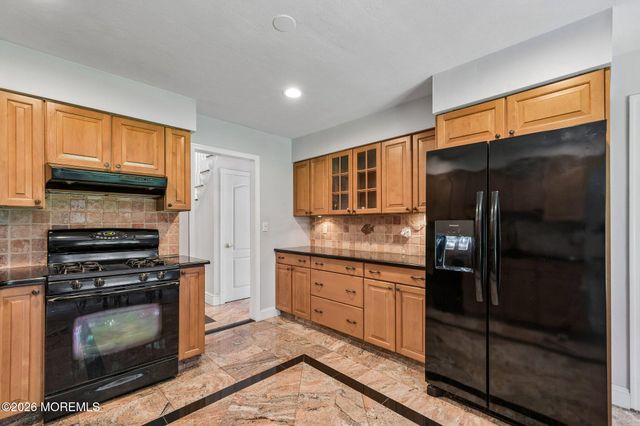 1 Flintlock Road, Freehold, NJ 07728