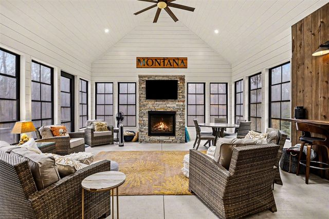 7 Preserve Way, New Buffalo, MI 49117