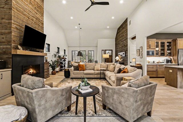 7 Preserve Way, New Buffalo, MI 49117