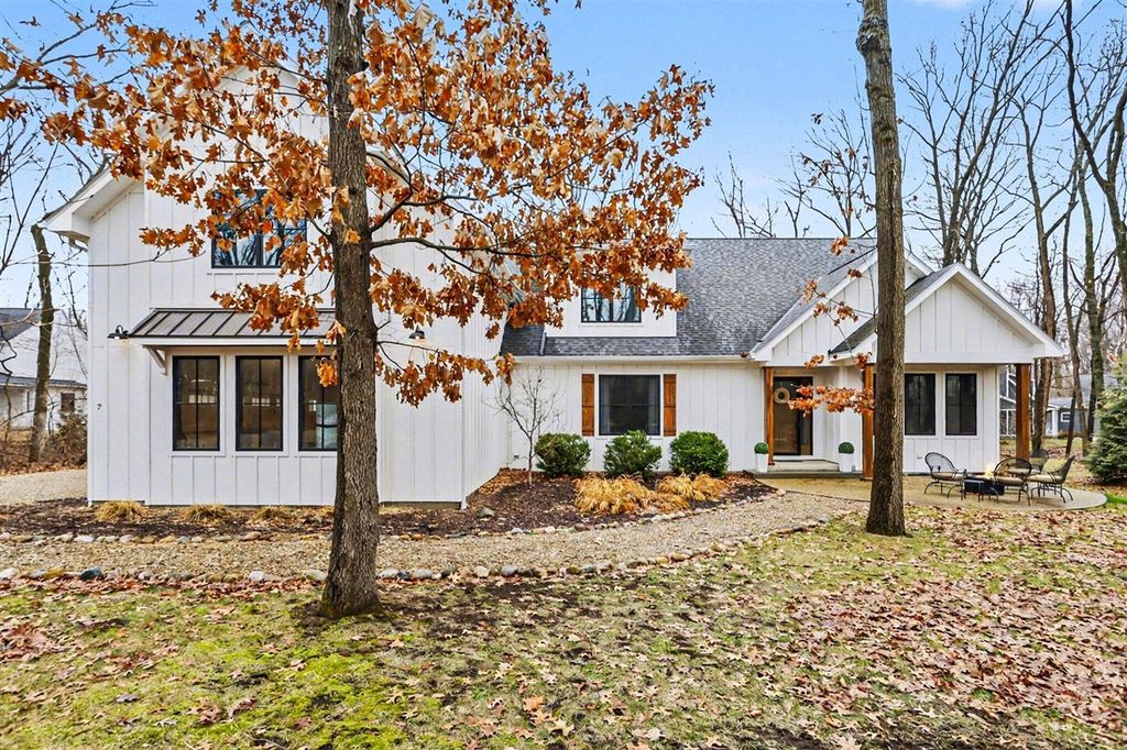 7 Preserve Way, New Buffalo, MI 49117