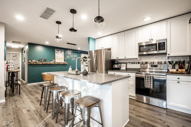 845 Emerson Road, Carmel, IN 46032