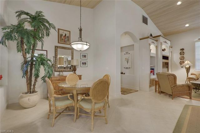 435 Terracina WAY, Naples, FL 34119