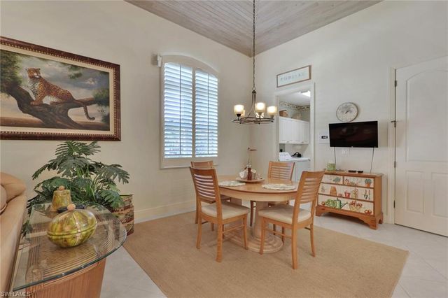 435 Terracina WAY, Naples, FL 34119