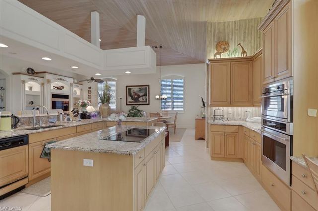 435 Terracina WAY, Naples, FL 34119