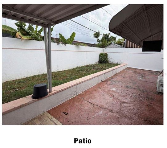 Calle 232 COUNTRY CLUB JF-33, Carolina, PR 00982