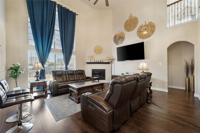 5400 Rolling Meadows Drive, Fort Worth, TX 76123
