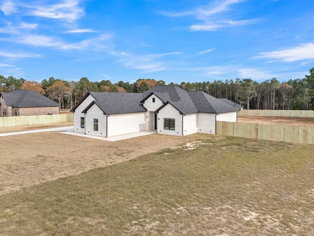 365 CR 2204, Tatum, TX 75691