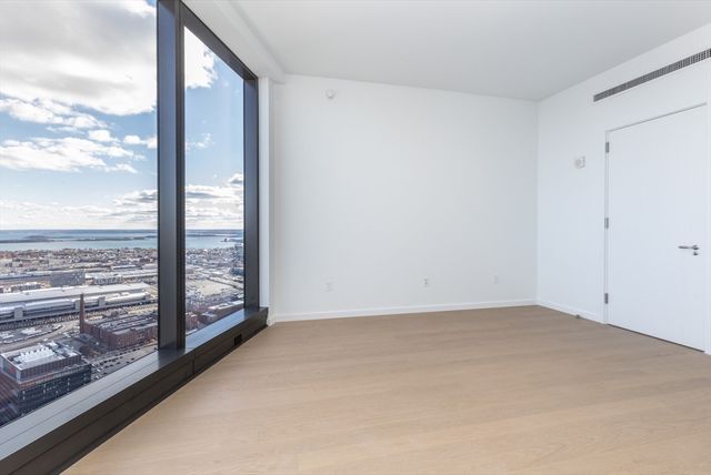 682 Atlantic Ave 4210A, Boston, MA 02110