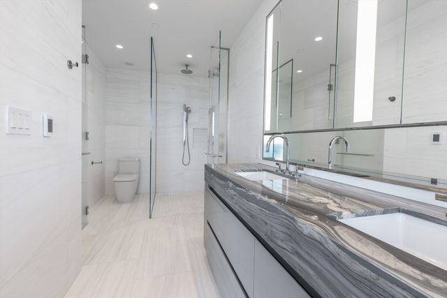 682 Atlantic Ave 4210A, Boston, MA 02110