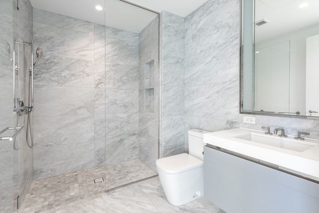 682 Atlantic Ave 4210A, Boston, MA 02110