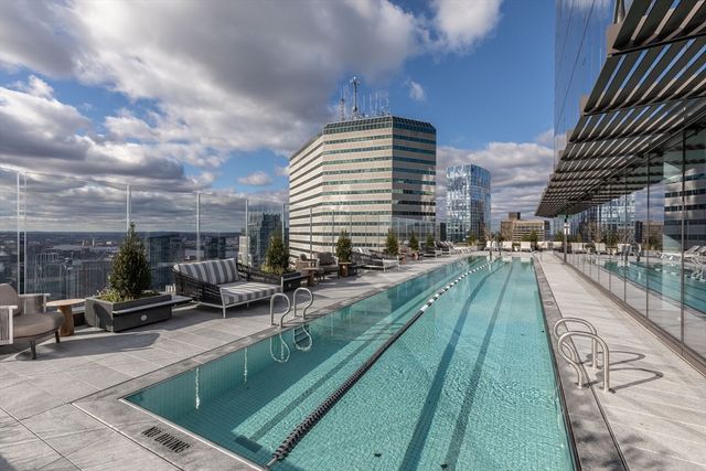 682 Atlantic Ave 4210A, Boston, MA 02110