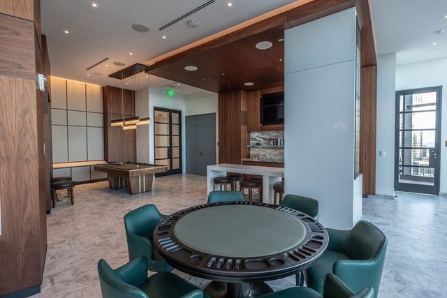 682 Atlantic Ave 4210A, Boston, MA 02110