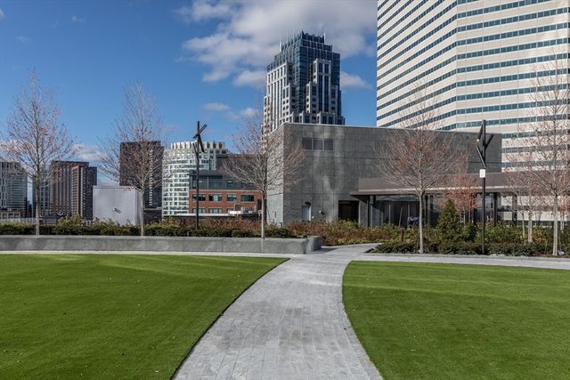 682 Atlantic Ave 4210A, Boston, MA 02110