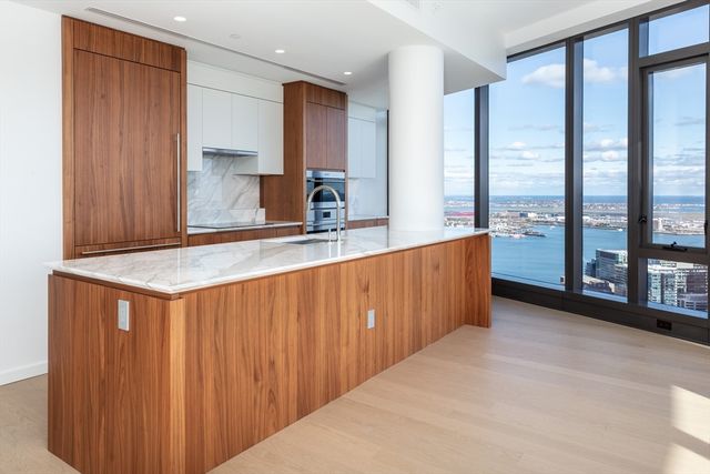 682 Atlantic Ave 4210A, Boston, MA 02110