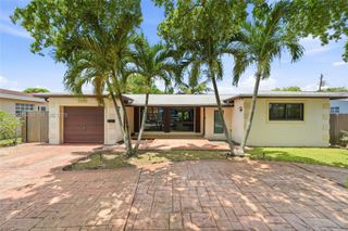 7953 Venetian St, Miramar, FL 33023