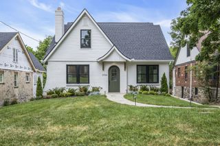 2704 Westwood Avenue, Nashville, TN 37212