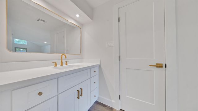 2407 Bradford Drive, Missouri City, TX 77489