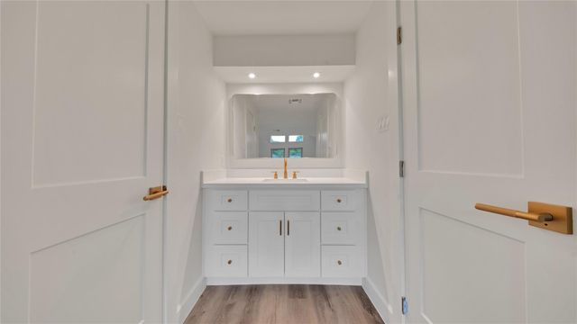 2407 Bradford Drive, Missouri City, TX 77489