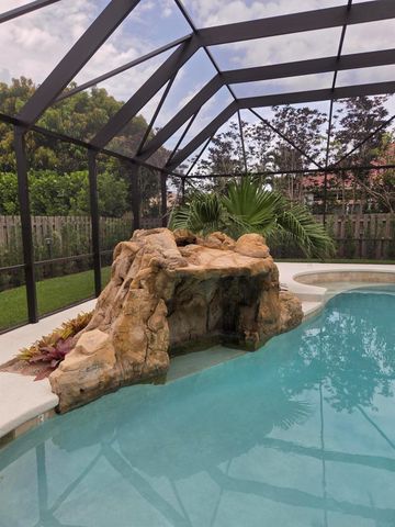 18969 SE Kokomo Lane, Jupiter, FL 33458