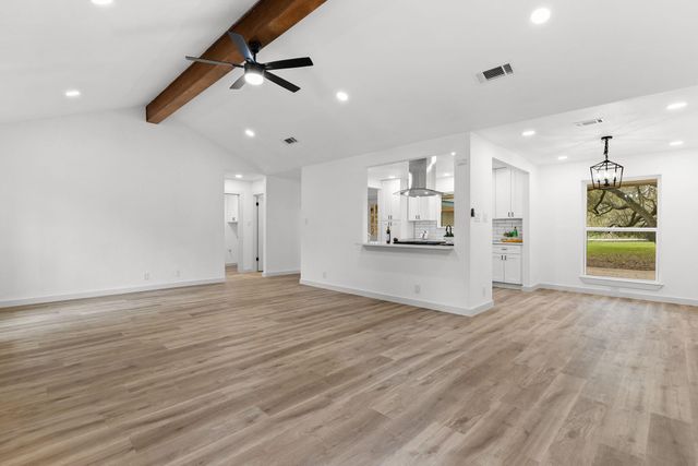 1806 Killarney DR, Leander, TX 78641