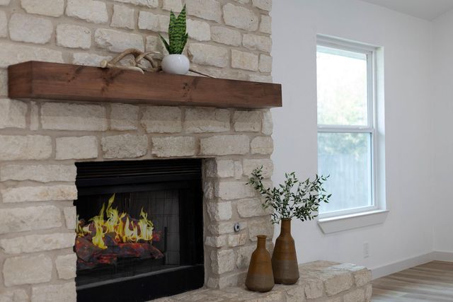 1806 Killarney DR, Leander, TX 78641