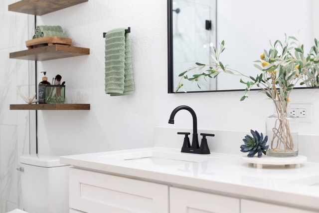 1806 Killarney DR, Leander, TX 78641