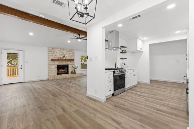 1806 Killarney DR, Leander, TX 78641