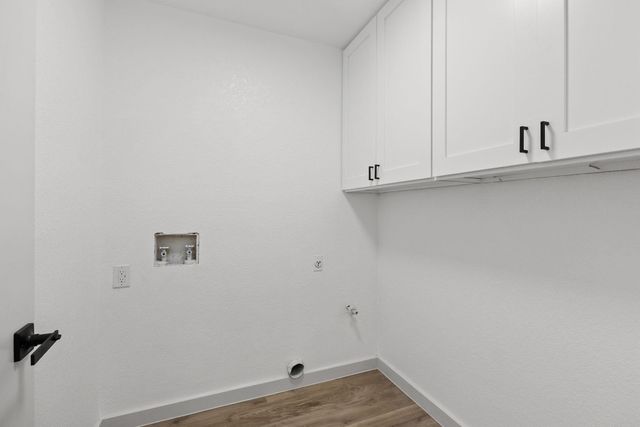 1806 Killarney DR, Leander, TX 78641