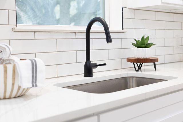 1806 Killarney DR, Leander, TX 78641