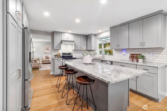 299 Friday Creek Road, Bellingham, WA 98229