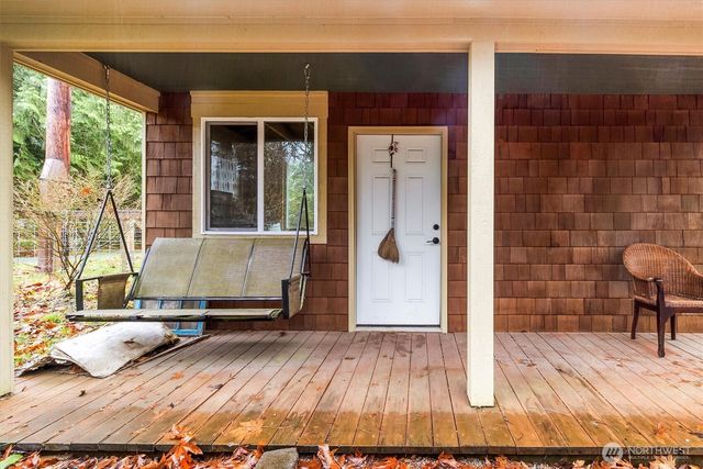 299 Friday Creek Road, Bellingham, WA 98229