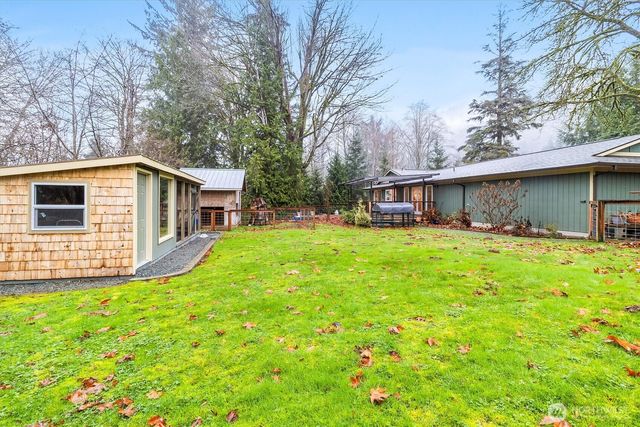 299 Friday Creek Road, Bellingham, WA 98229