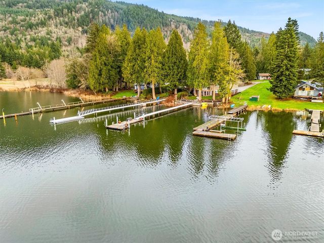 299 Friday Creek Road, Bellingham, WA 98229