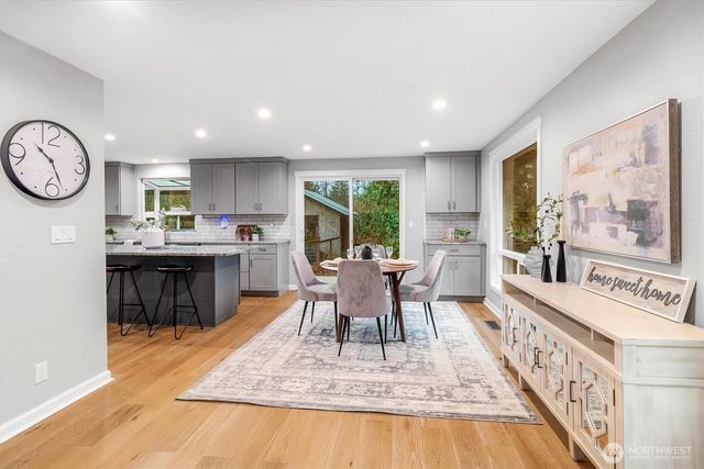 299 Friday Creek Road, Bellingham, WA 98229