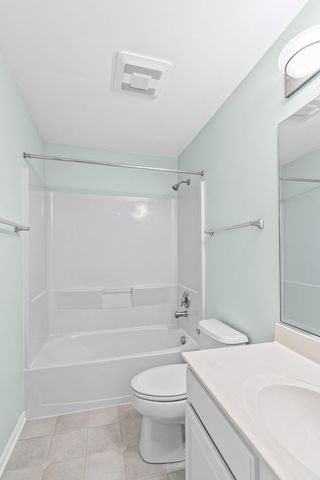 1658 Centennial Drive, Antioch, IL 60002