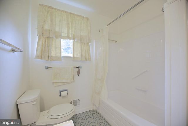 4121 LOCH CARROW RD, Baltimore, MD 21236