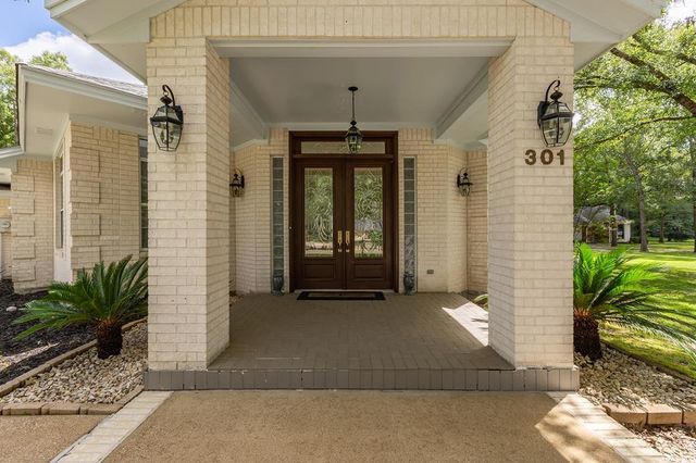 301 Southern Trace, Lufkin, TX 75901