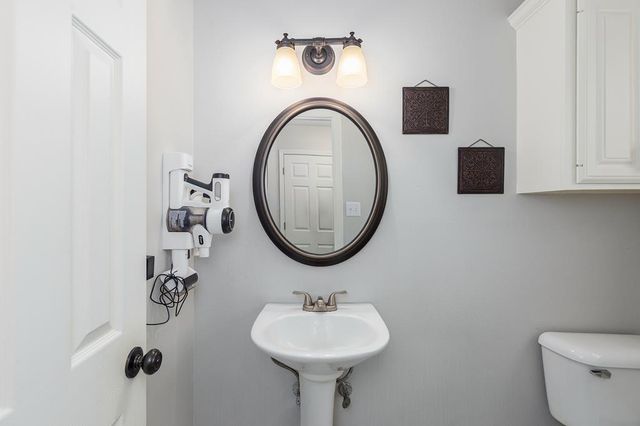 301 Southern Trace, Lufkin, TX 75901