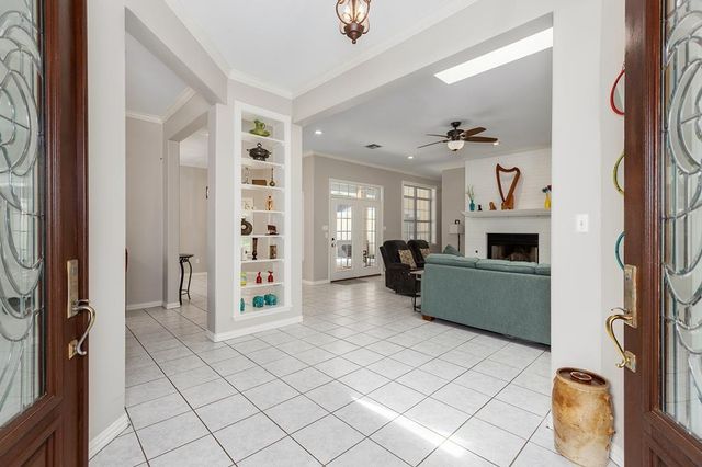 301 Southern Trace, Lufkin, TX 75901