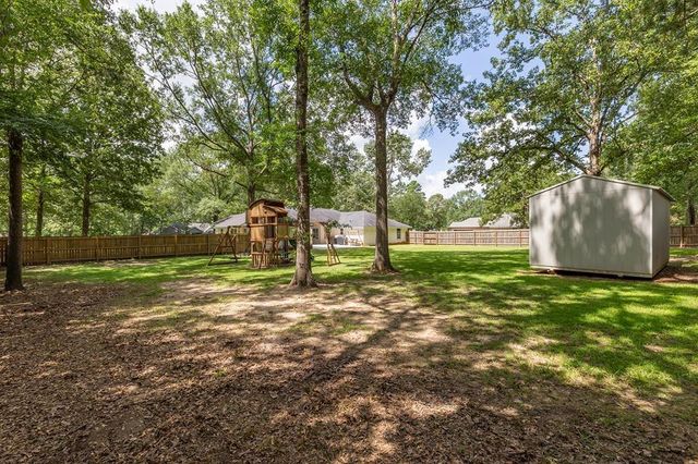 301 Southern Trace, Lufkin, TX 75901