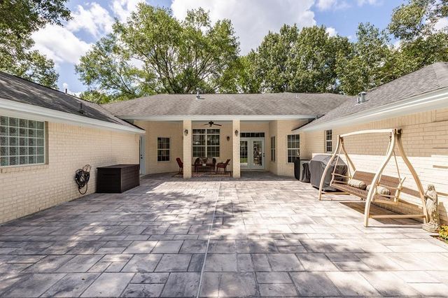 301 Southern Trace, Lufkin, TX 75901