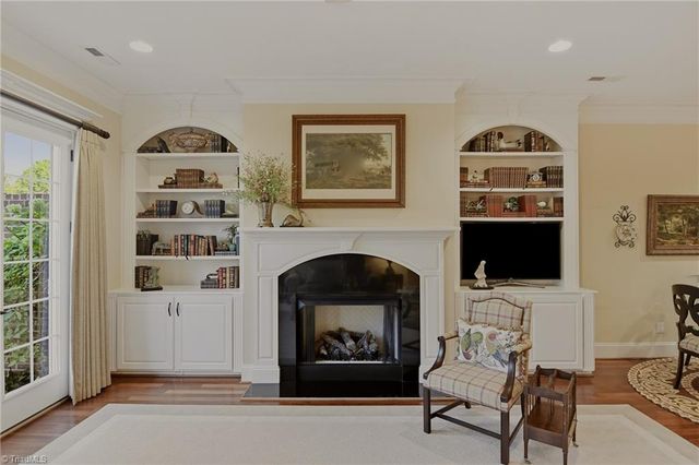 178 Woodmark Court, Winston-salem, NC 27104