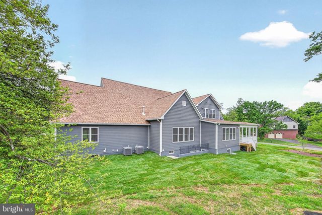 3913 VICTORIA OAKS TRL, Annandale, VA 22003