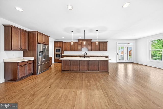 3913 VICTORIA OAKS TRL, Annandale, VA 22003